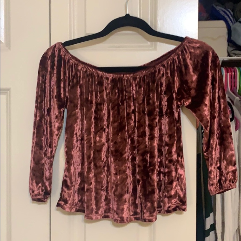Hollister size XS velvet top